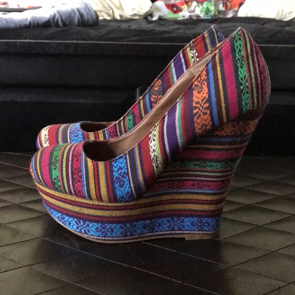 Steve Madden wedges - Picture 1 of 4